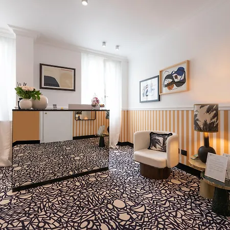 Dh Spiga בית הארחה 4*