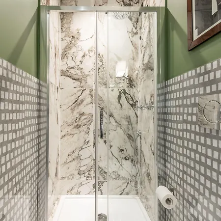 Dh Spiga בית הארחה 4*